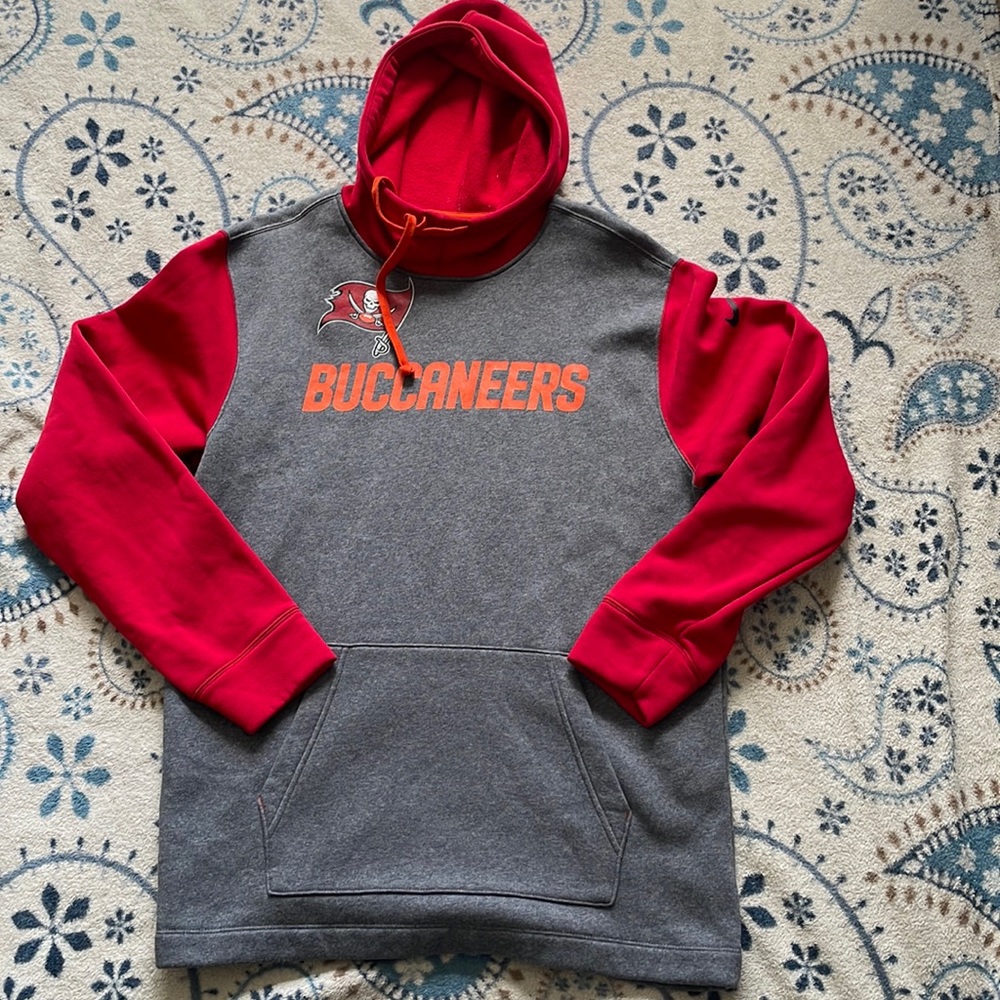 Tampa Bay Buccaneers hoodie
